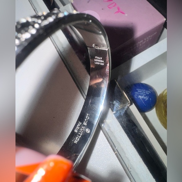 Louis Vuitton Nanogram Cuff Bangle with Diamantes and Crystal Stud - Picture 6 of 8